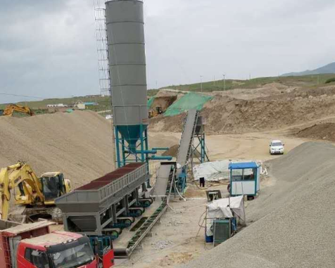 水泥穩(wěn)定混合料施工工藝流程全解｜拌合、攤鋪、碾壓的6個(gè)關(guān)鍵控制點(diǎn)